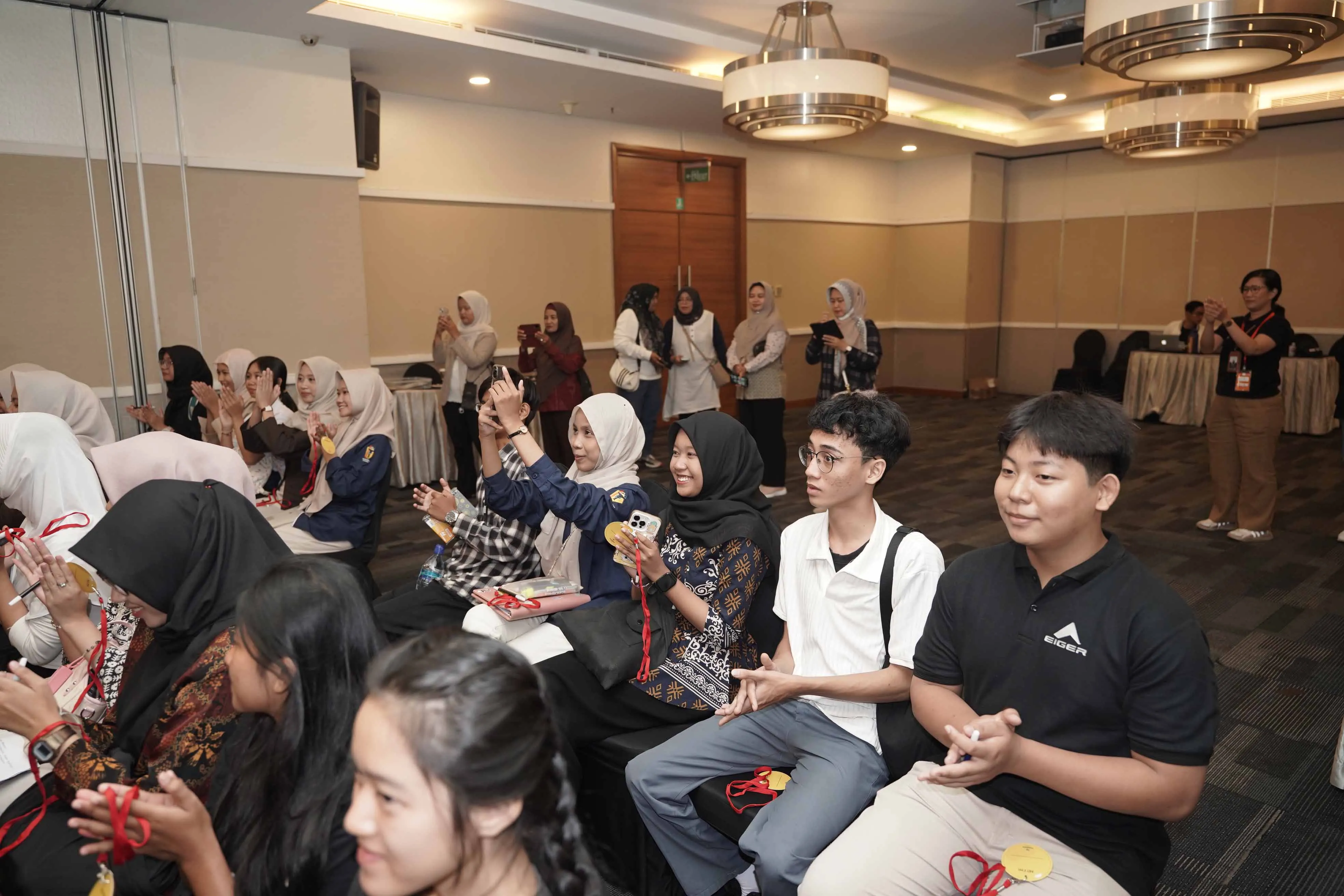 Ice breaking ChampionCamp